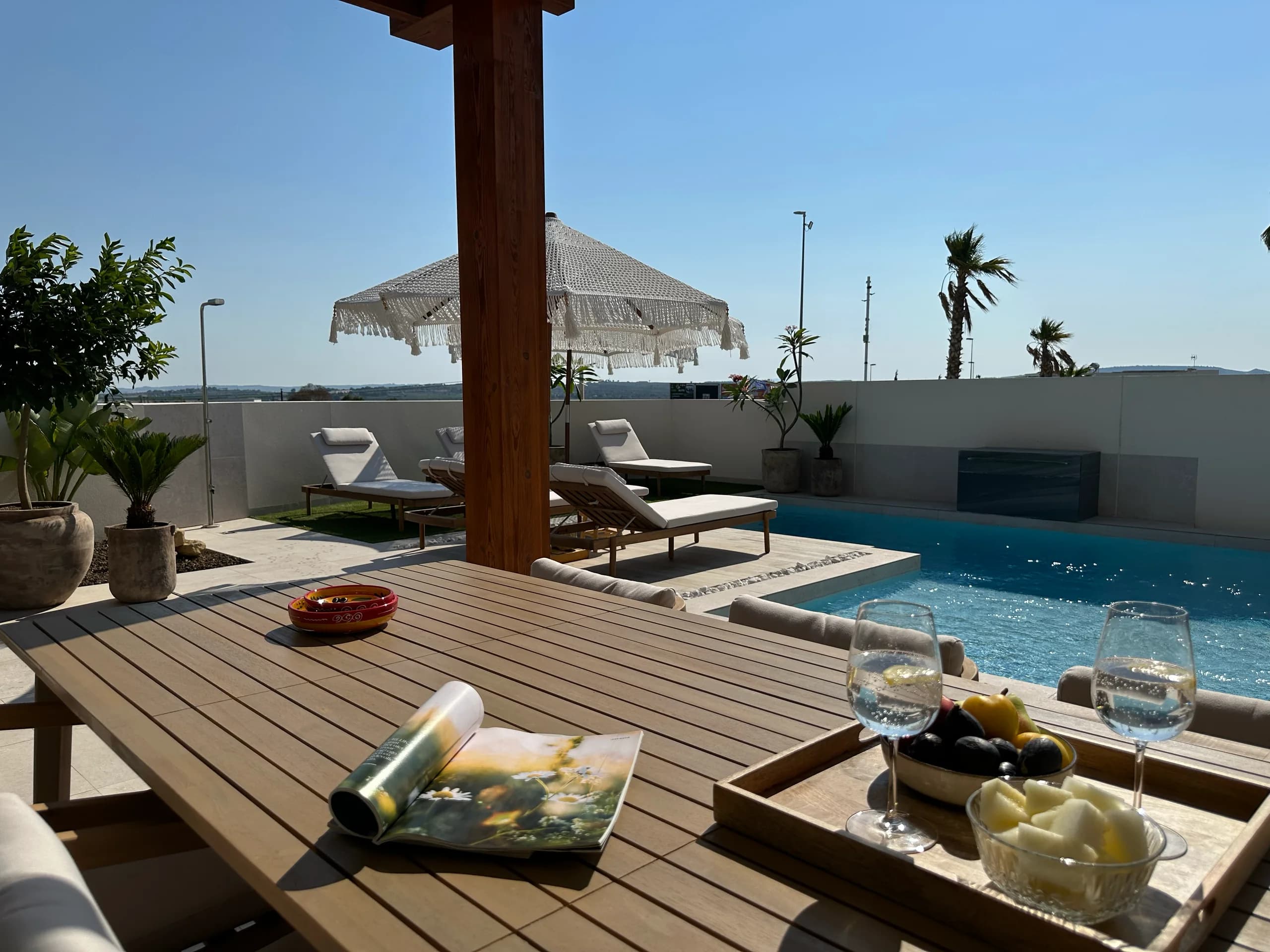 Villa Bella Sol — dining space and open kitchen in one room