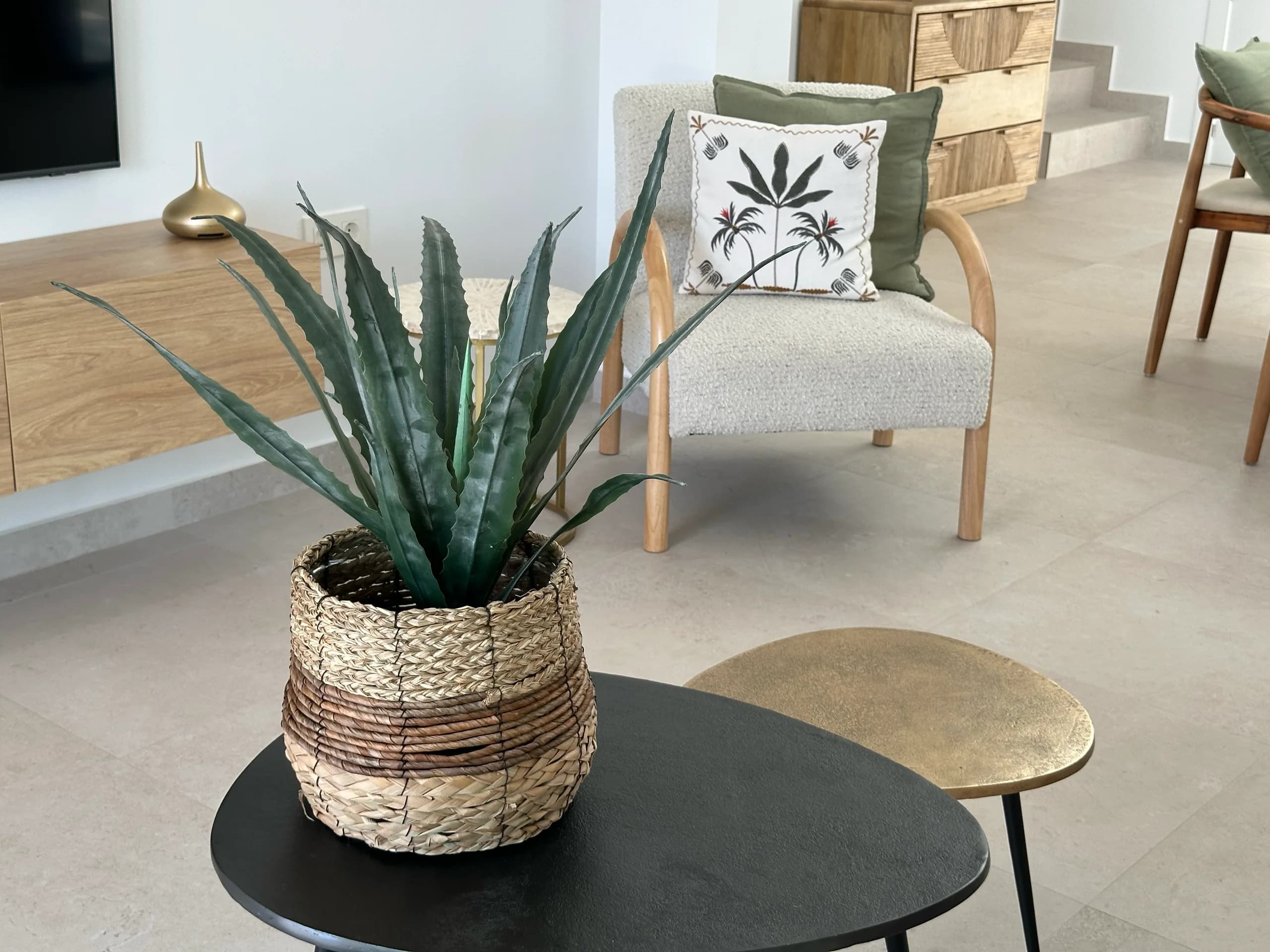 Villa Bella Sol — hallway or landing with natural light