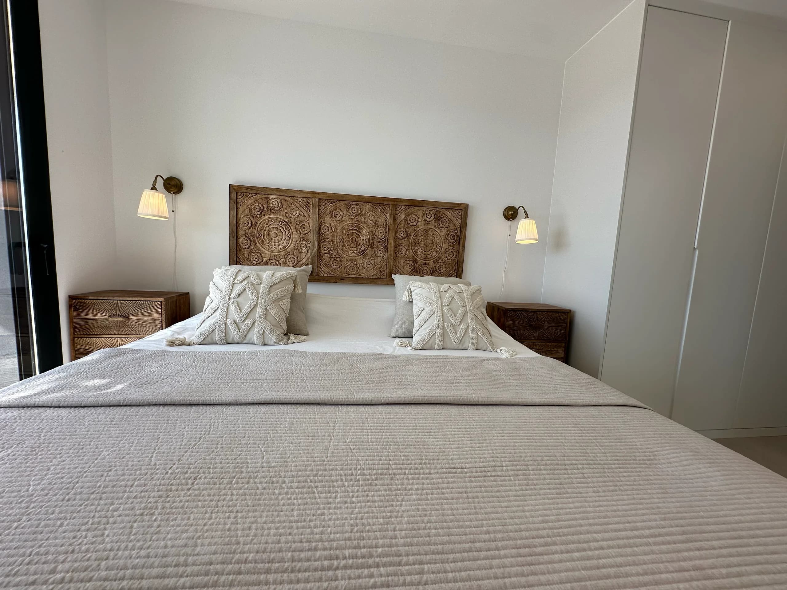 Villa Bella Sol — living room from another angle towards the terrace