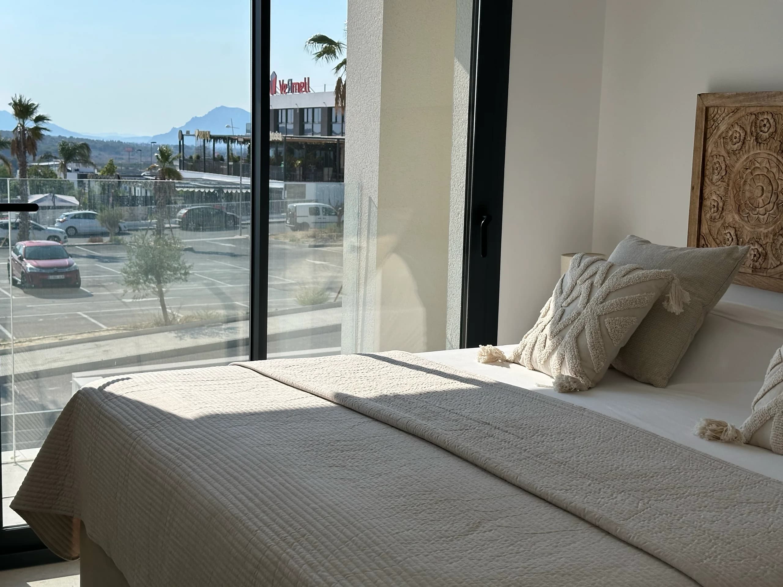 Villa Bella Sol — corridor leading to the bedrooms