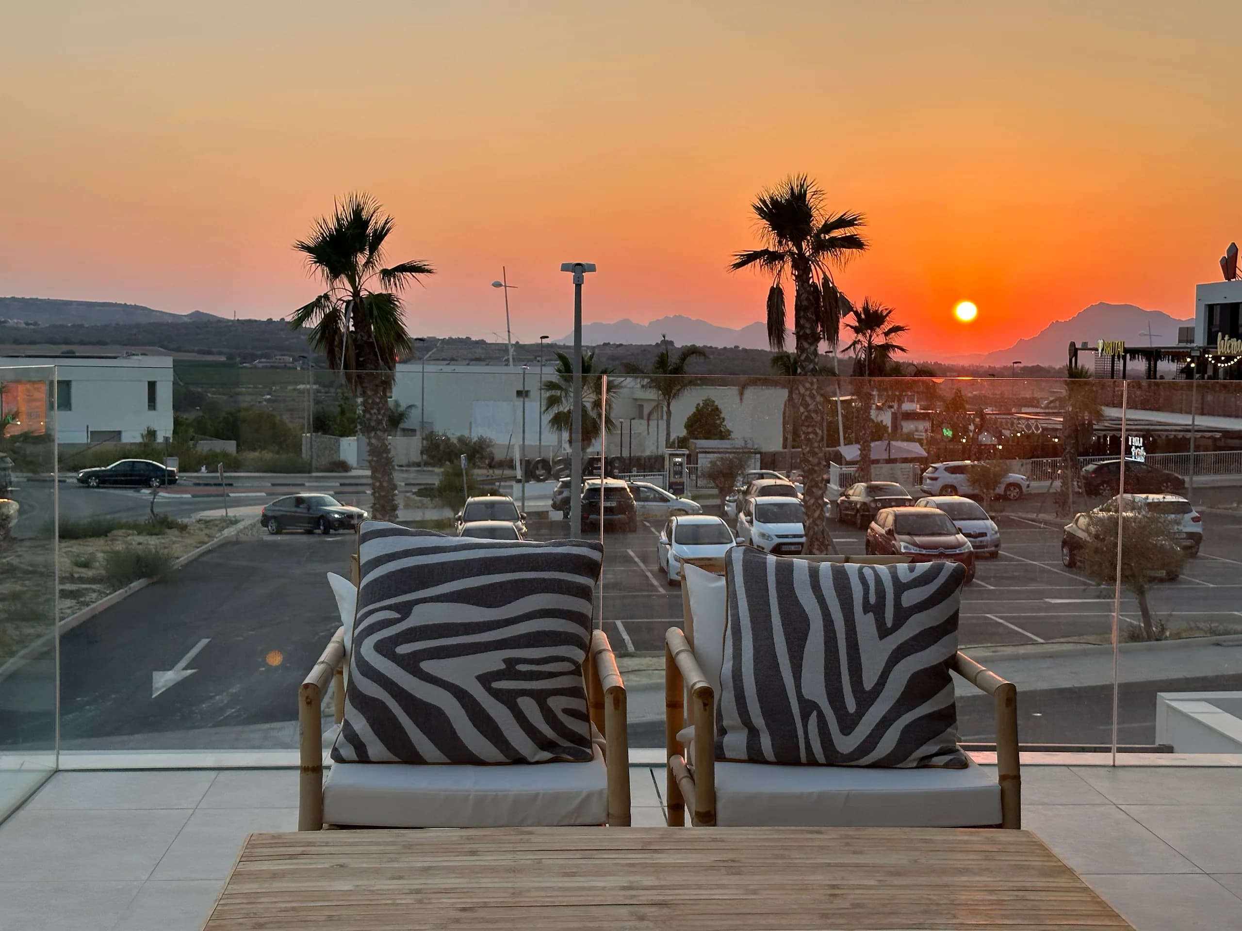 Villa Bella Sol — flowers and Mediterranean shrubs in the garden